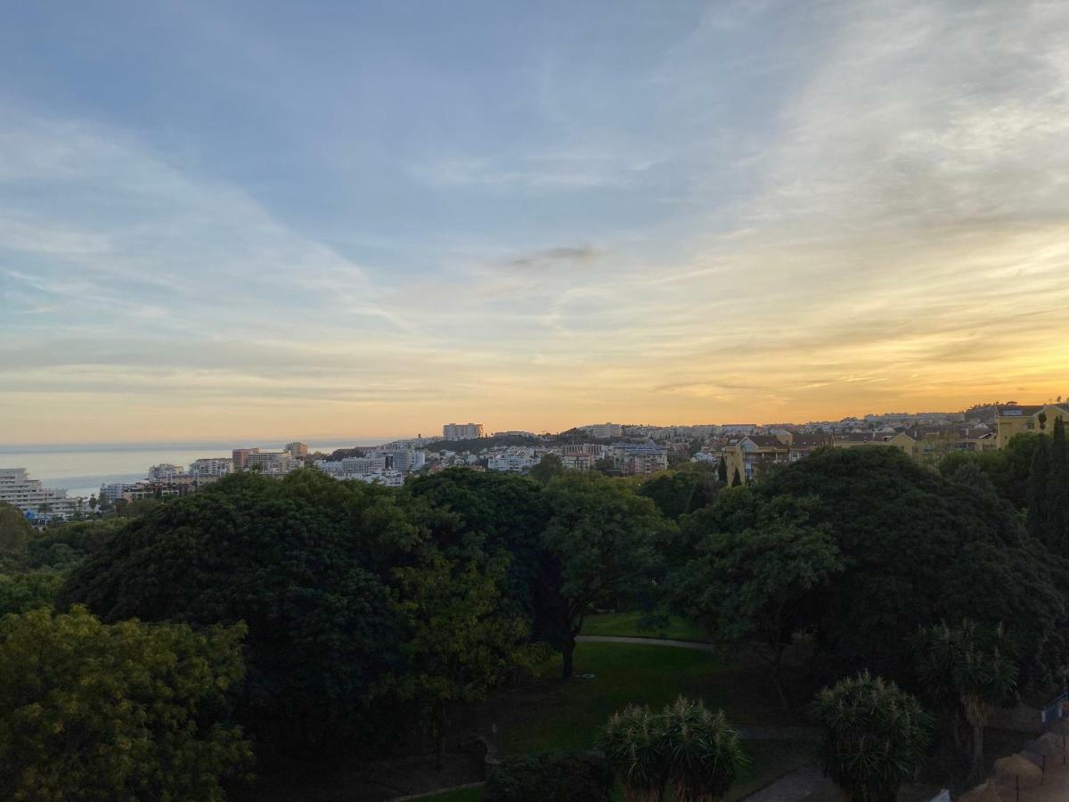 Sunset View Apartment Benalmadena Luaran gambar